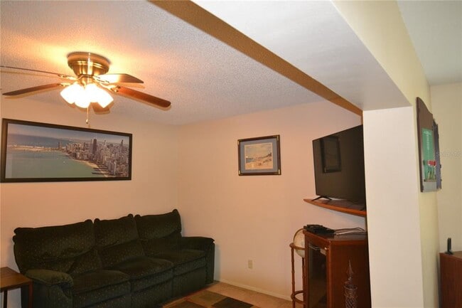 Building Photo - 3276 Buckhorn Dr