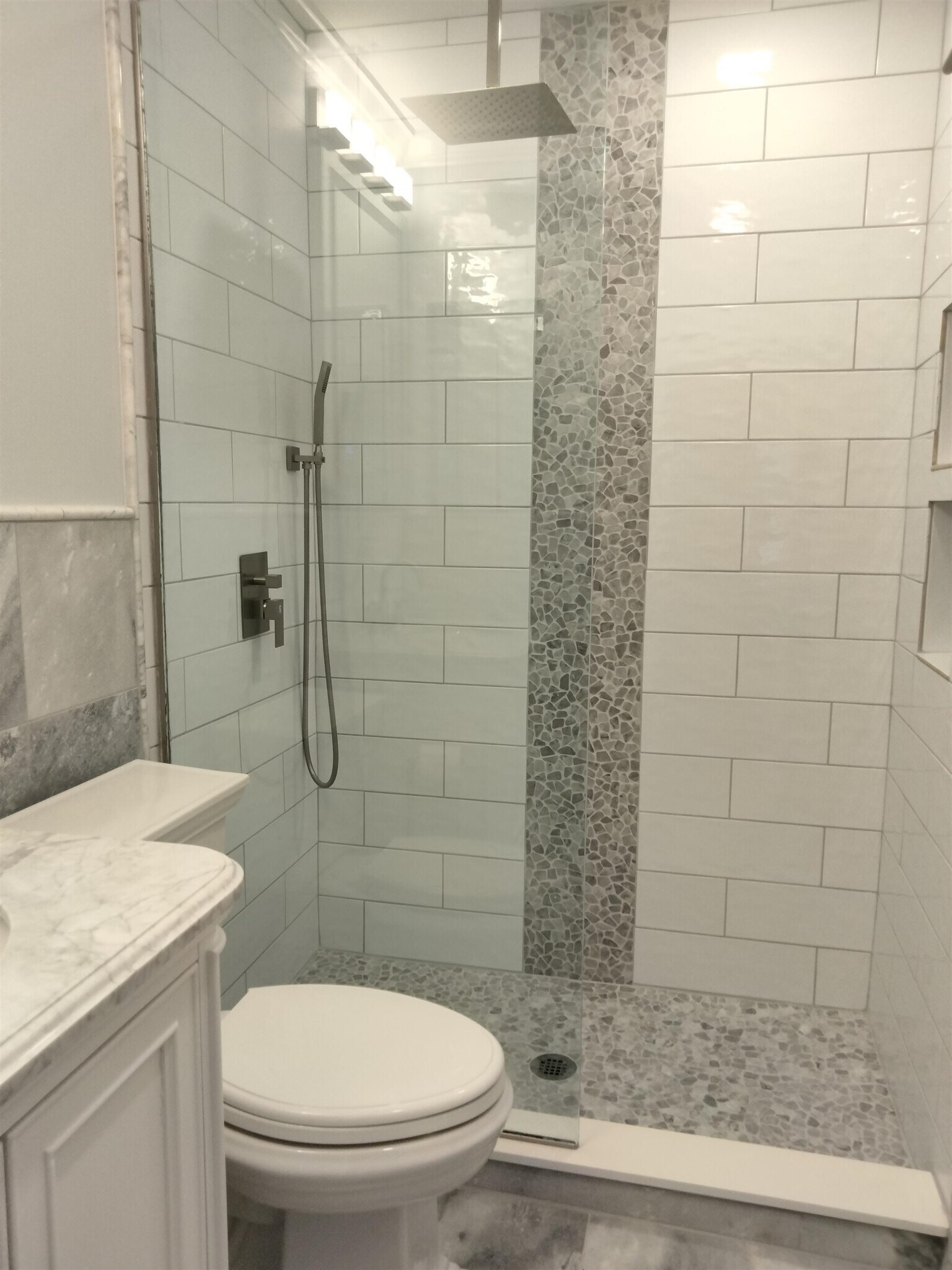 Building Photo - 415 Bloomfield St