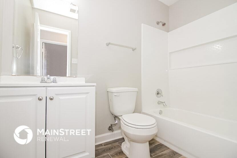 Building Photo - 6645 Chauncey