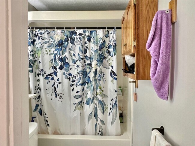 Building Photo - 4 Trowbridge Pl