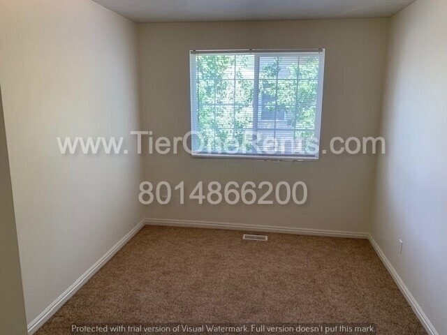 Building Photo - Move-in Special! Get half off November ren...