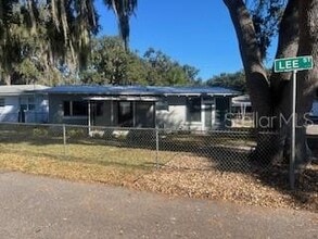 Building Photo - 201 Mae St