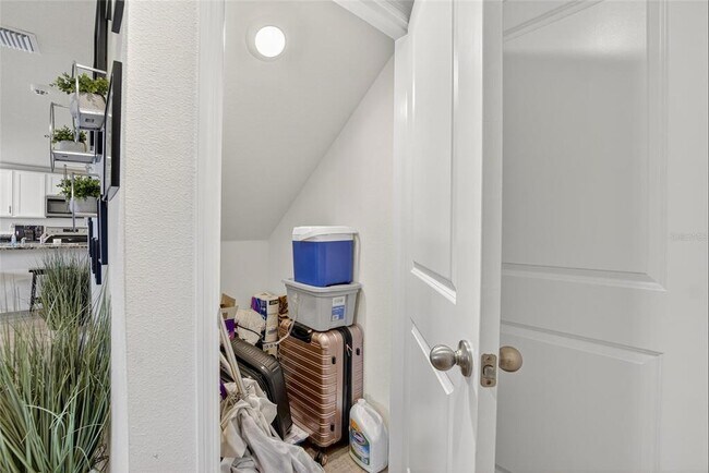 Building Photo - 2841 Gumbo Limbo Dr