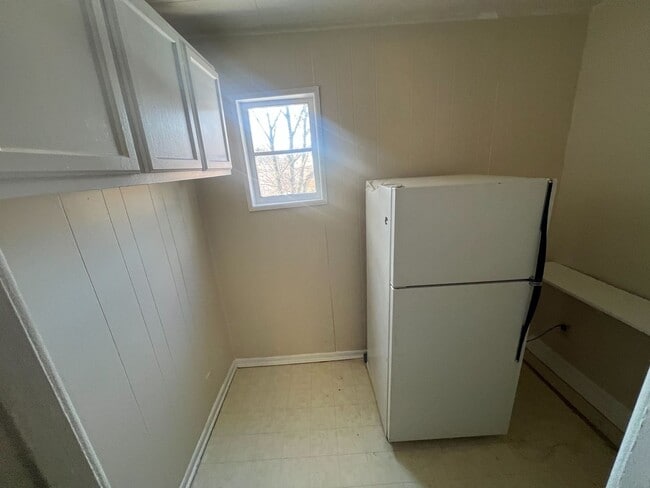 Building Photo - 157 6th Ave