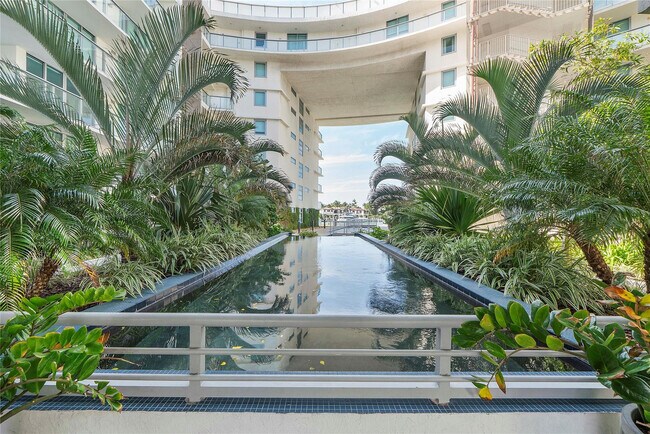 Building Photo - 6620 Indian Creek Dr