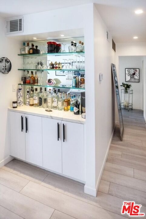 Building Photo - 8535 W Knl Dr