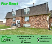 Building Photo - 1450 Meadowview Dr