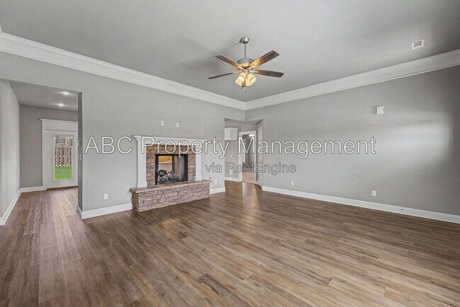 Building Photo - 381 Captain Hopkins St