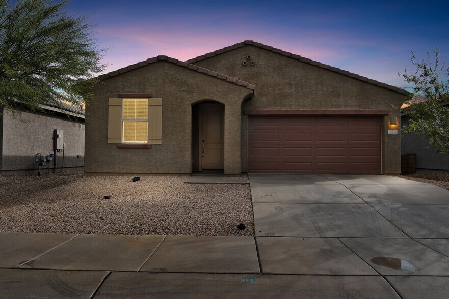 Building Photo - 12750 N Gibbs Ave