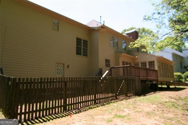 Building Photo - 3505 Sherborne Chase