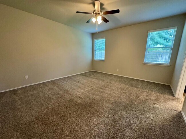 Building Photo - 14110 Silver Falls Ct