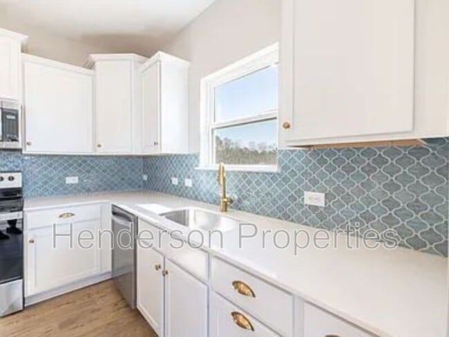 Building Photo - 160 Tillery Ln