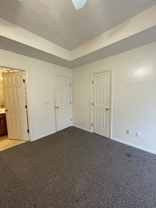 Building Photo - Excellent location - Wonderful all brick contemporary ranch styled home