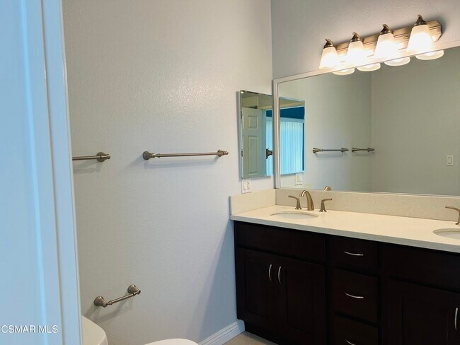 Building Photo - 5210 Premiere Hls Dr