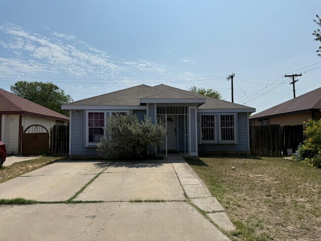 Primary Photo - 1503 Eisenhower Dr