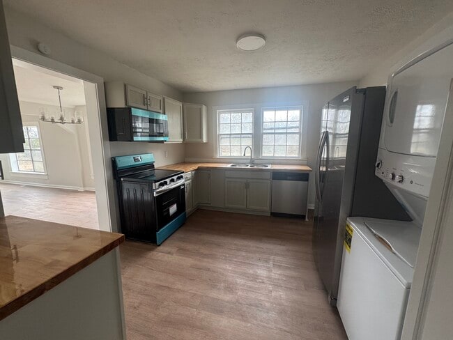 Building Photo - 3487 Jack Johnson Rd