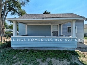 Building Photo - 421 Oak St