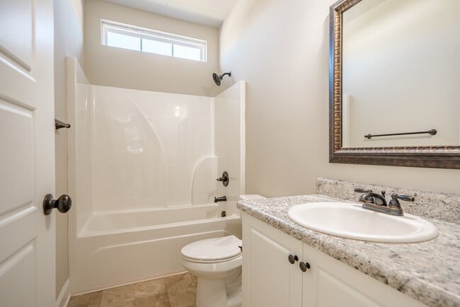 Building Photo - 600 Trellis Square