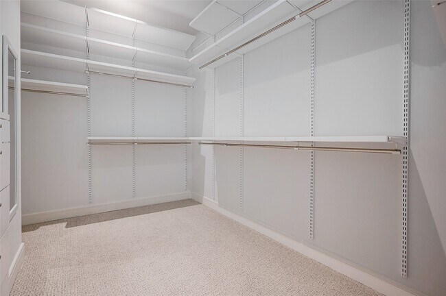 Building Photo - 4521 San Felipe St