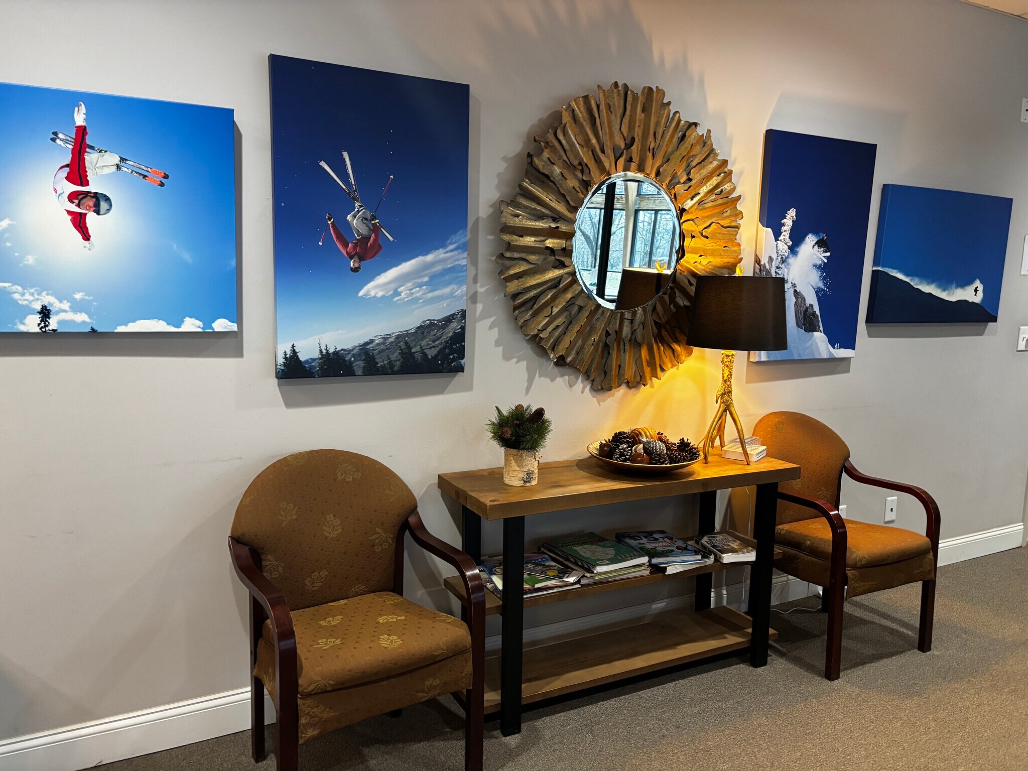 Building Photo - 14 Middle Village Way