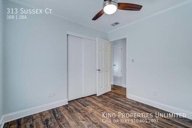 Building Photo - 313 Sussex Ct