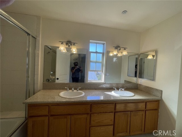 Building Photo - 614 Royal Oaks Dr