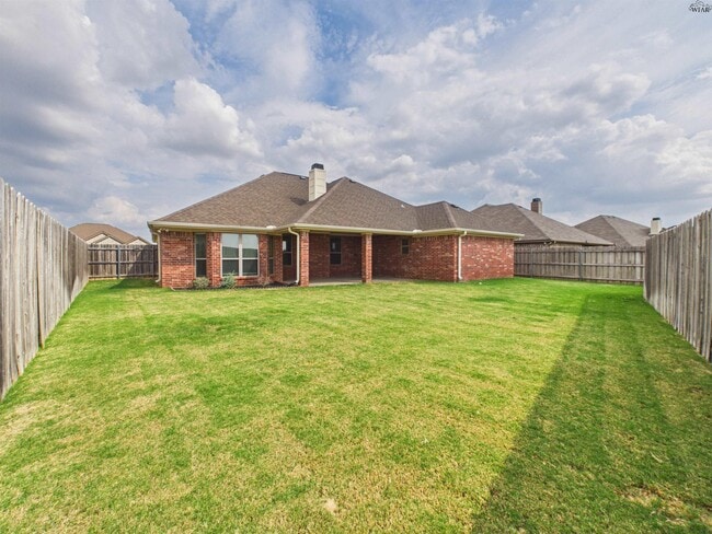 Building Photo - 4806 Falcon Crest Blvd