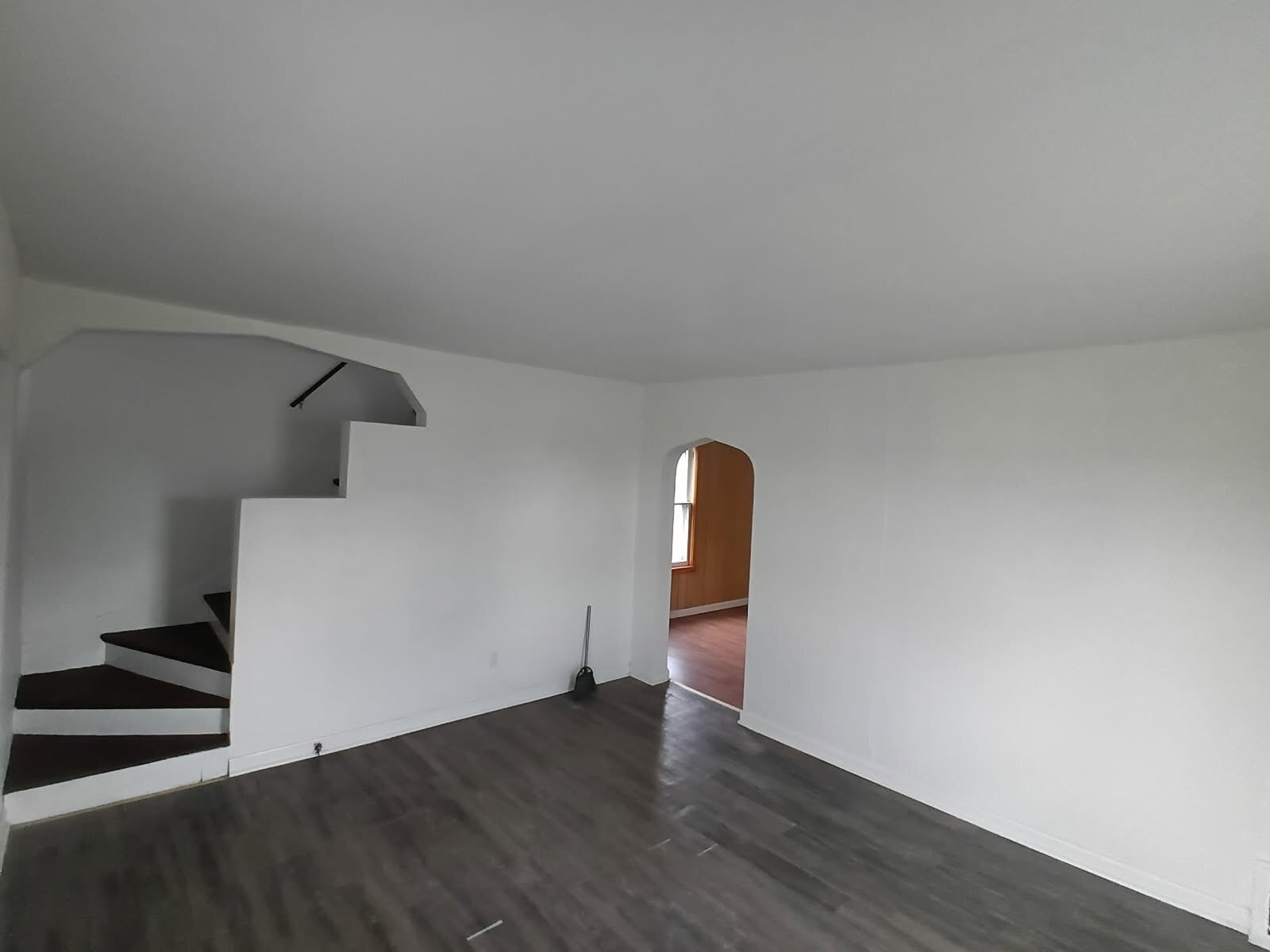 Stairs - 1005 Hamilton Ave