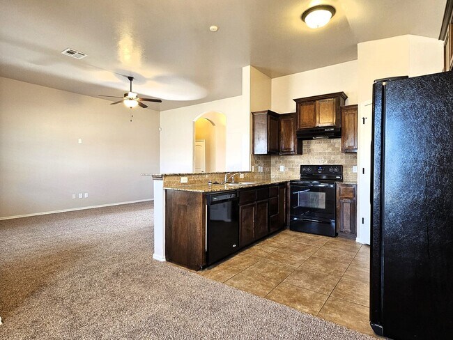 Building Photo - EVERYTHING YOU WANT IN A HOME! $500 OFF FI...