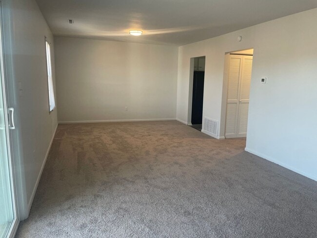 Building Photo - 6491 Carefree Ln