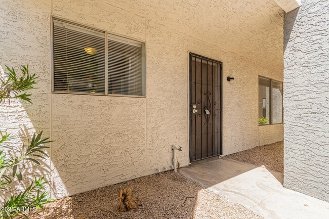 Building Photo - 7494 E Earll Dr