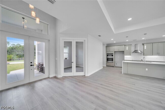 Building Photo - 3315 Andalusia Blvd