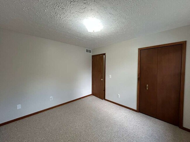 Building Photo - Beautiful 3-Bedroom, 2-Bath Home in the Heart of Painesville