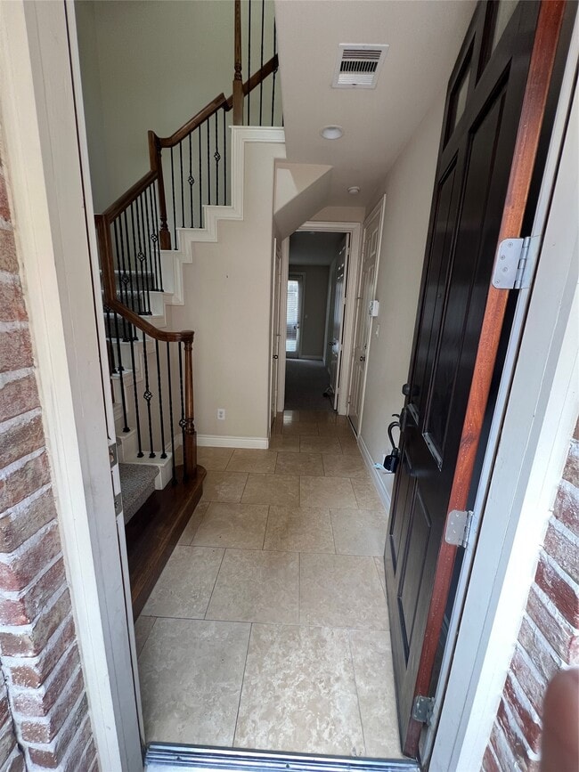 Building Photo - 5940 Kansas St