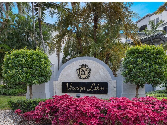 Building Photo - 1660 Renaissance Commons Blvd