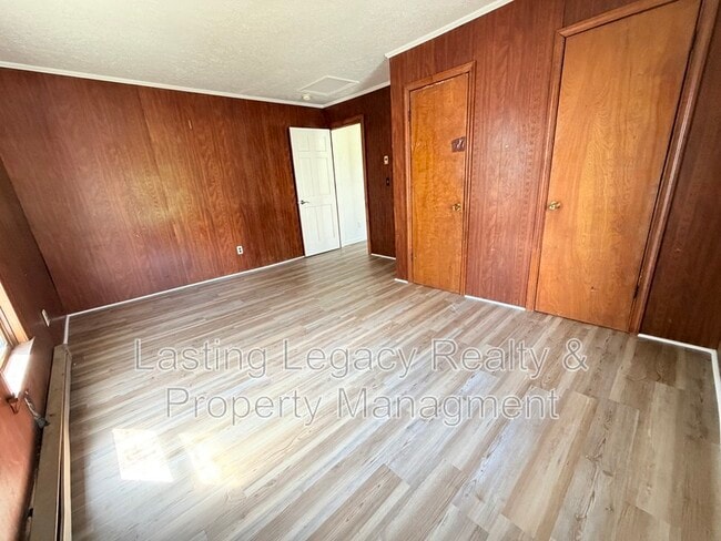 Building Photo - 510 Alexander St