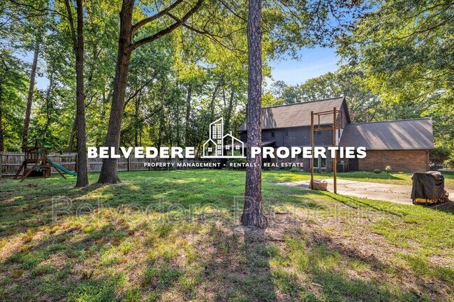 Building Photo - 4103 Oak Hollow Dr