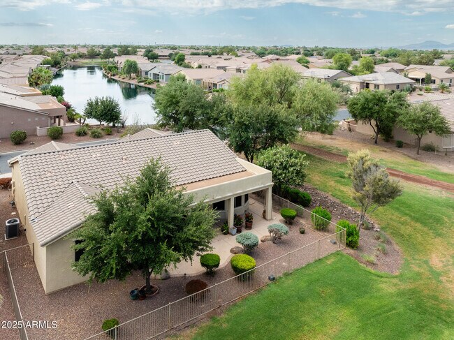 Building Photo - 42348 W Fountainhead St