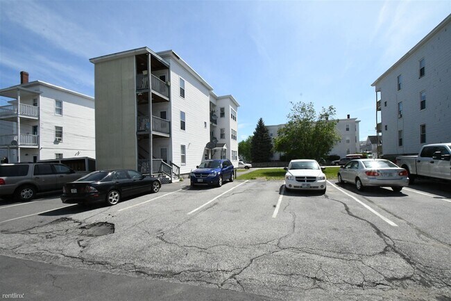 Building Photo - 658 Rimmon St