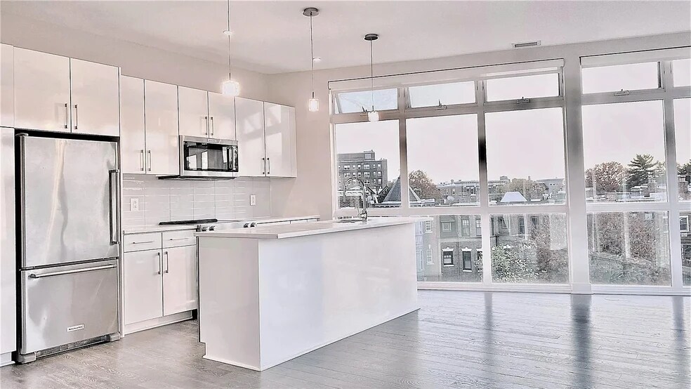 Building Photo - 1794 Lanier Pl NW