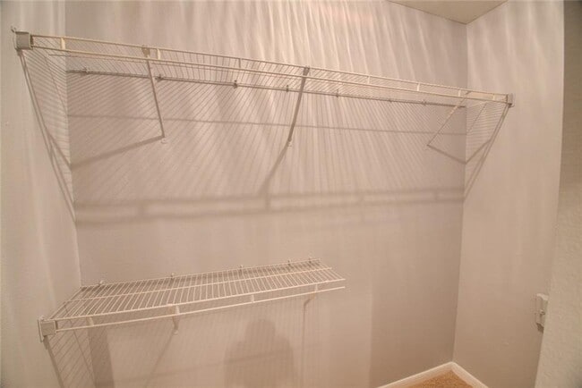Building Photo - 2320 Gracy Farms Ln