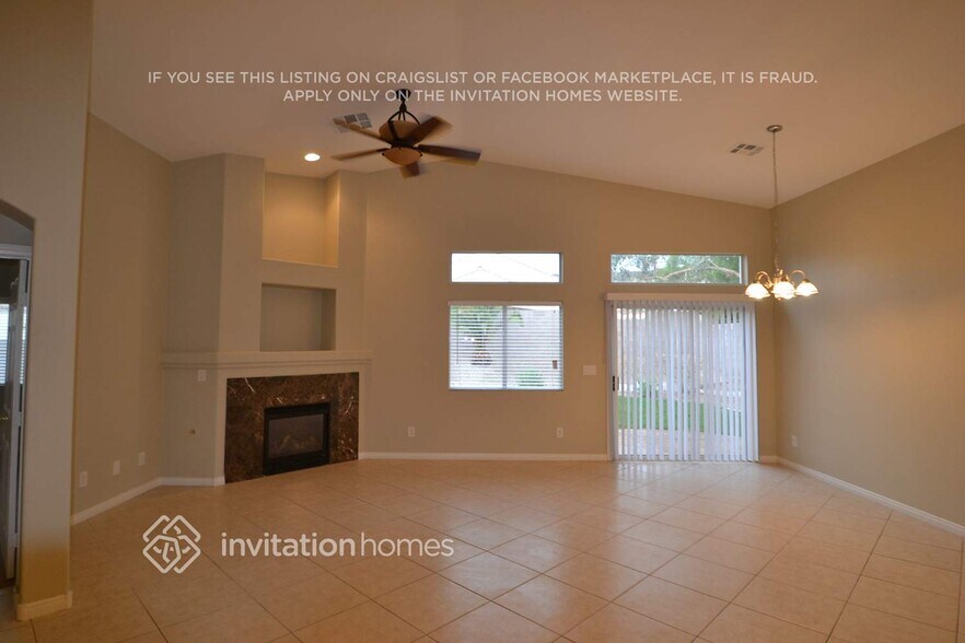 Building Photo - 2124 Paganini Ave