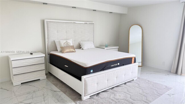 Building Photo - 19707 Turnberry Way