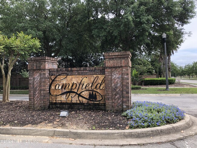 Building Photo - 11251 Campfield Dr