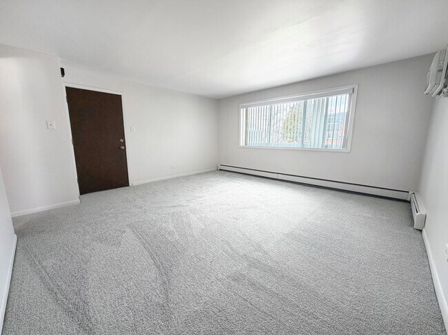 Building Photo - 17812 Oak Park Ave