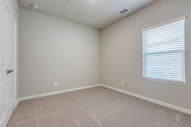 Building Photo - 4805 Everly Ct