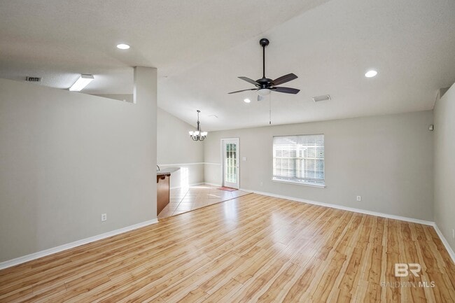 Building Photo - 16955 Heartland Cir