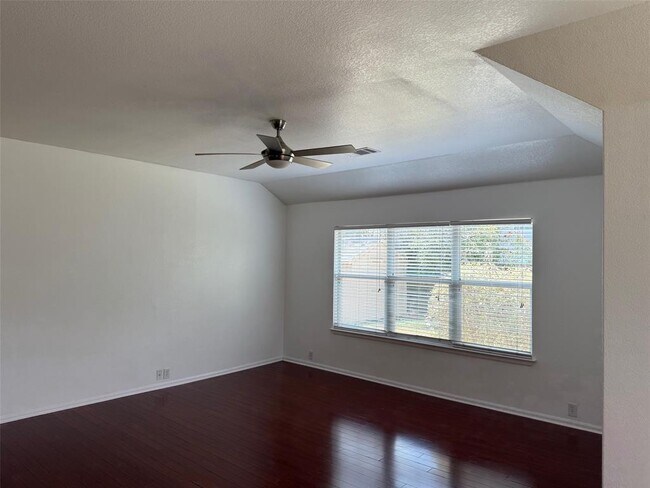 Building Photo - 155 Hoot Owl Ln S