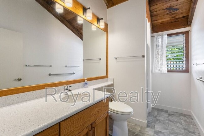 Building Photo - 2910 Nanihale Pl