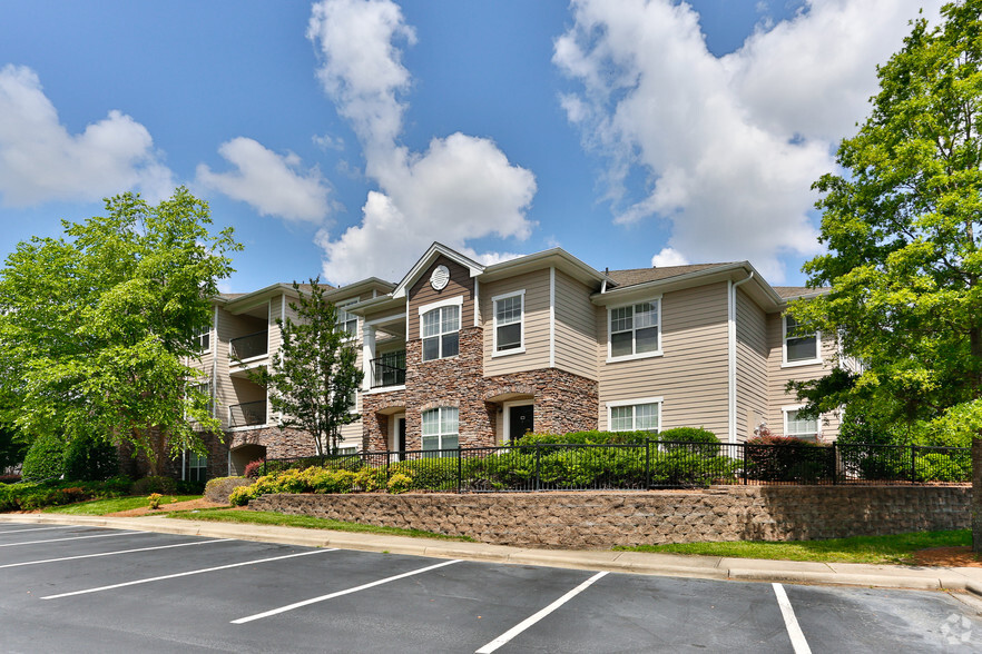 Courtney Ridge - 920 Yorkmont Ridge Ln Charlotte NC 28217 | Apartment ...